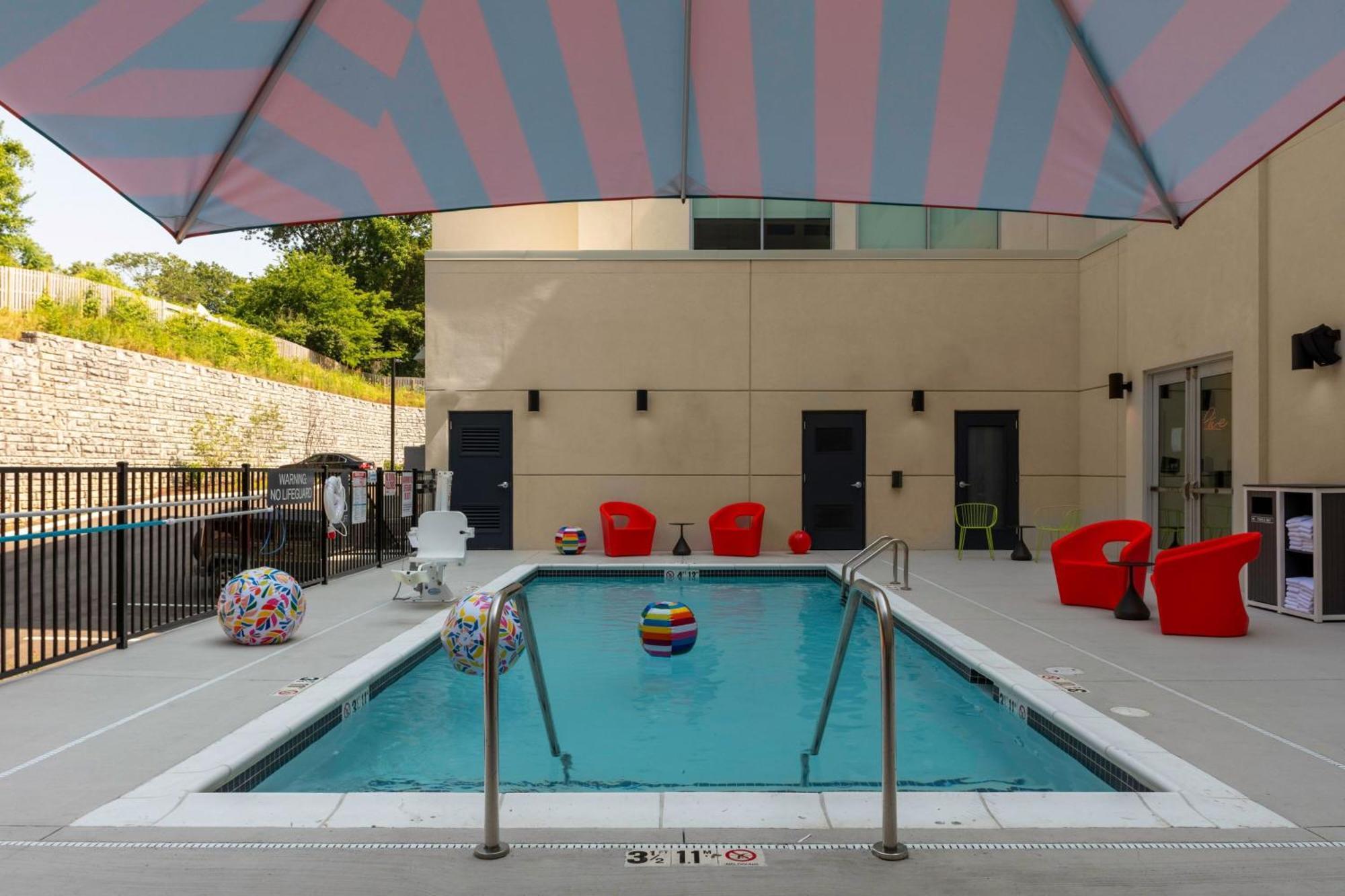 Aloft Nashville Airport エクステリア 写真